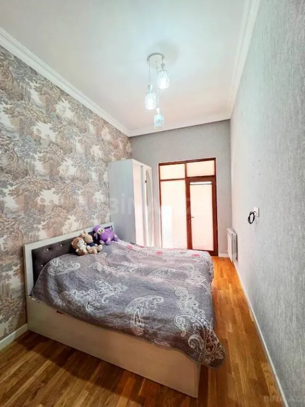 Satılır 3 otaqlı mənzil 101 m²