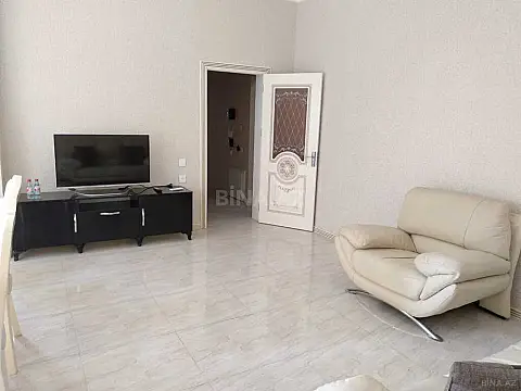Kirayə verilir 3 otaqlı mənzil 91 m²