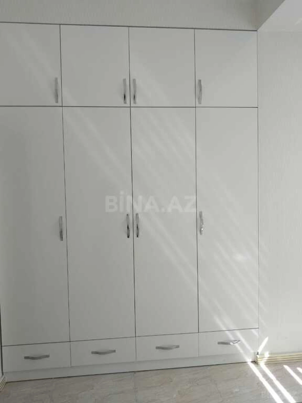 Kirayə verilir 3 otaqlı mənzil 91 m²