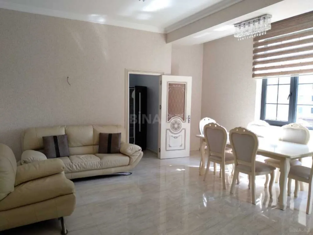 Kirayə verilir 3 otaqlı mənzil 91 m²