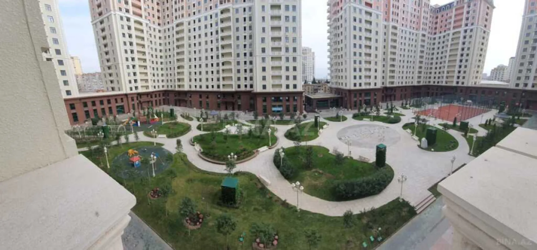 Kirayə verilir 3 otaqlı mənzil 91 m²