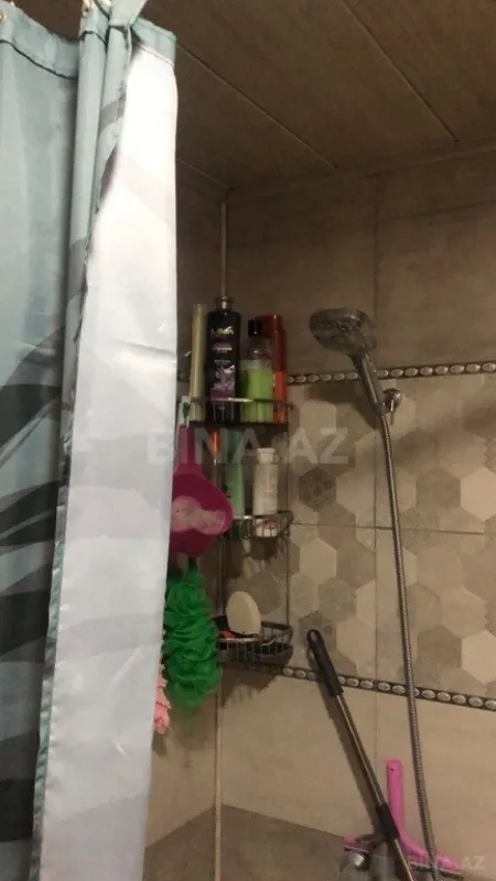 Satılır 1 otaqlı mənzil 40 m²