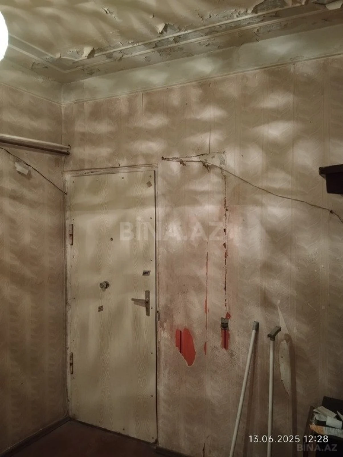 Satılır 5 otaqlı mənzil 120 m²