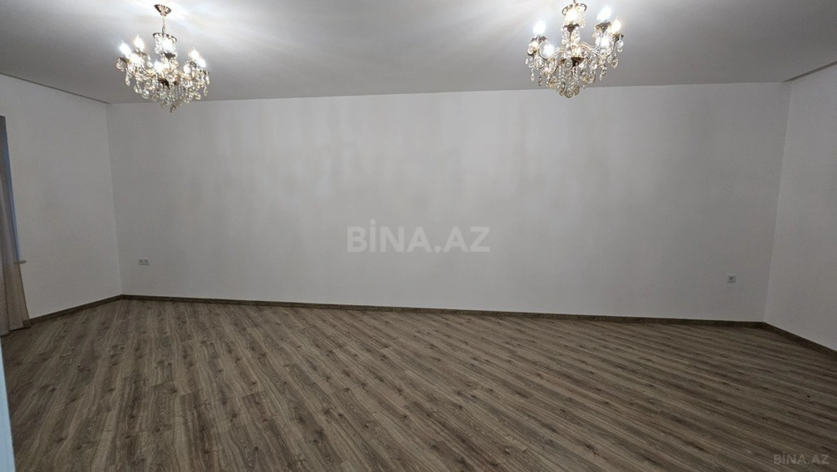 Satılır 4 otaqlı həyət evi 280 m²