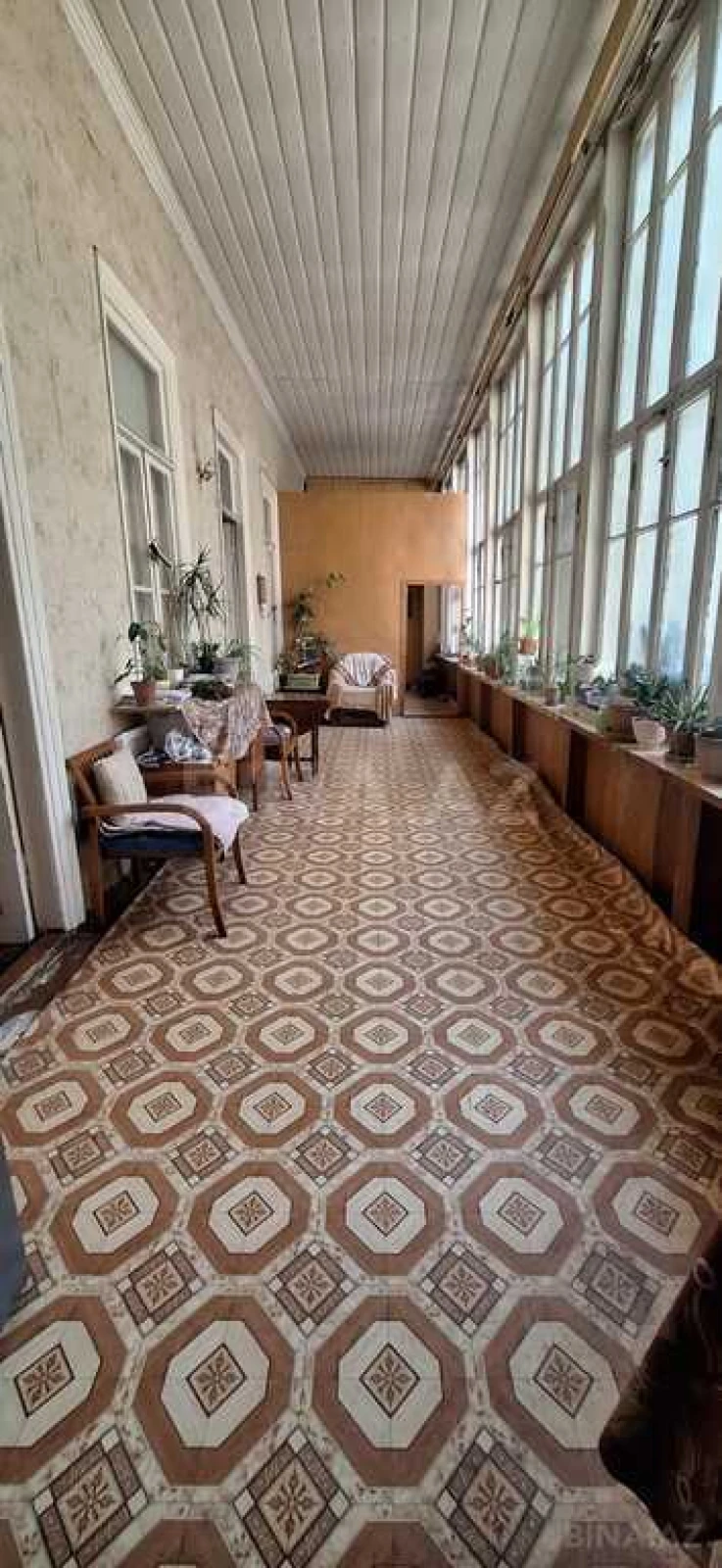 Satılır 3 otaqlı mənzil 140 m²