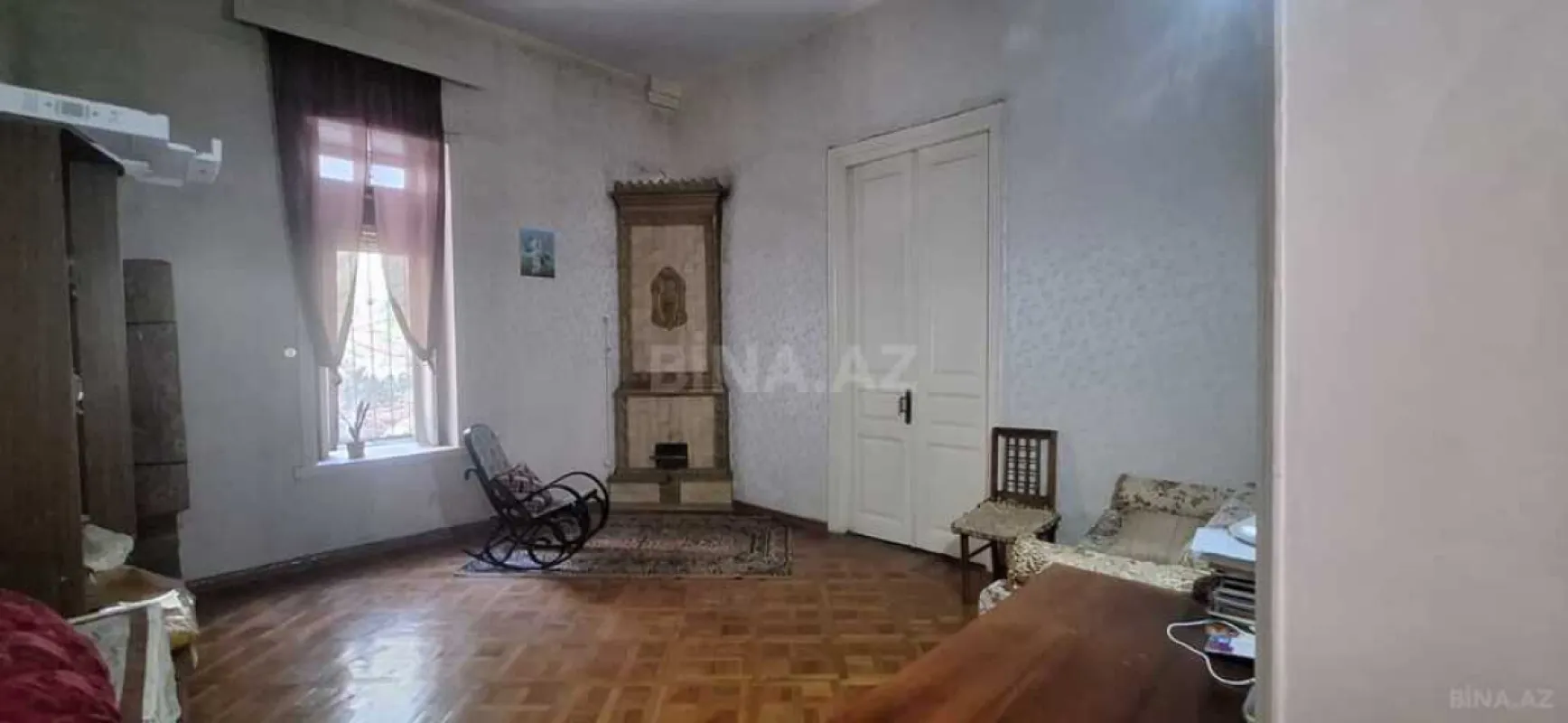 Satılır 3 otaqlı mənzil 140 m²