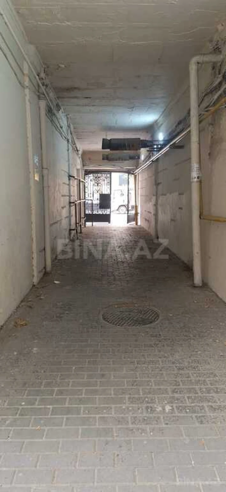 Satılır 3 otaqlı mənzil 140 m²
