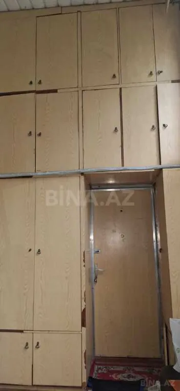 Satılır 3 otaqlı mənzil 140 m²