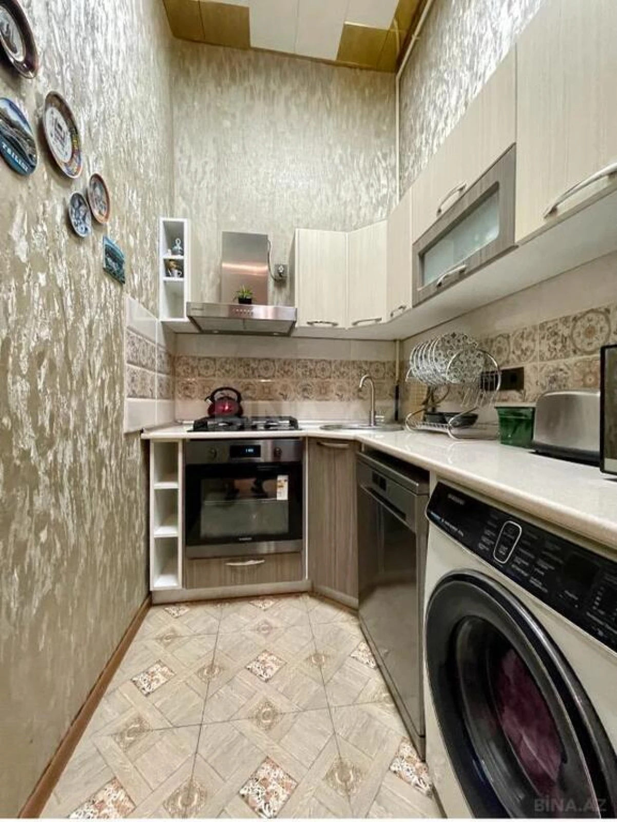 Kirayə verilir 2 otaqlı mənzil 60 m²