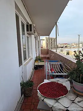 Satılır 5 otaqlı mənzil 180 m²