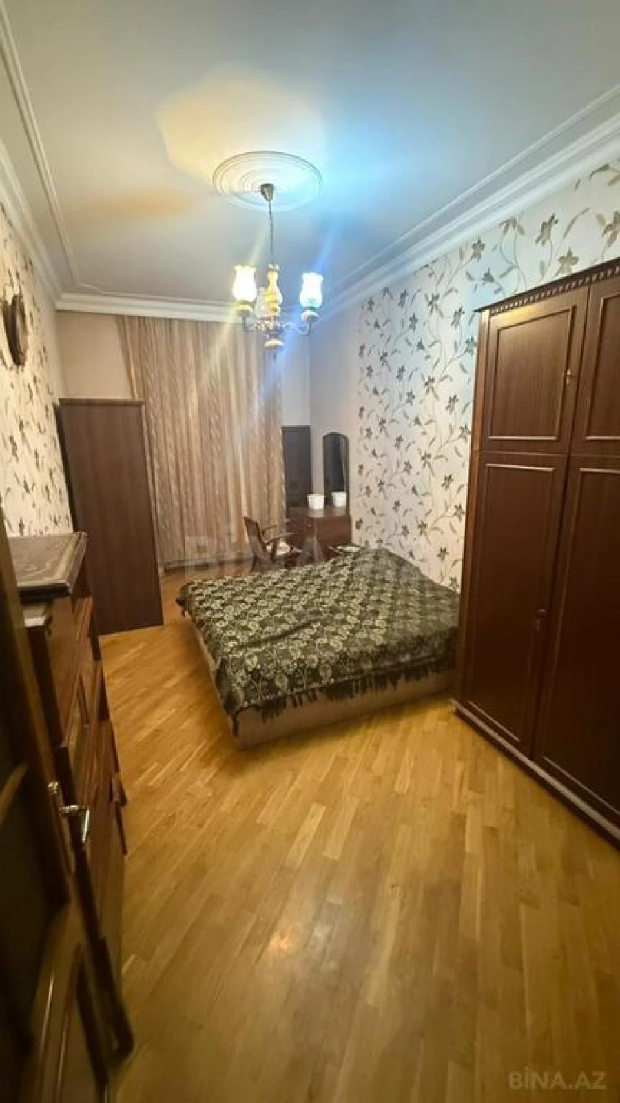 Kirayə verilir 2 otaqlı mənzil 70 m²