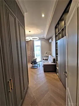 Kirayə verilir 2 otaqlı mənzil 70 m²