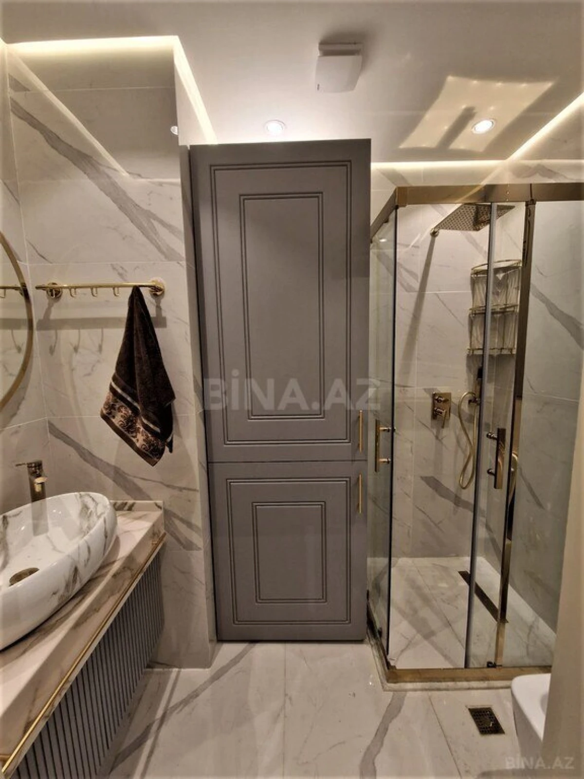 Kirayə verilir 2 otaqlı mənzil 70 m²