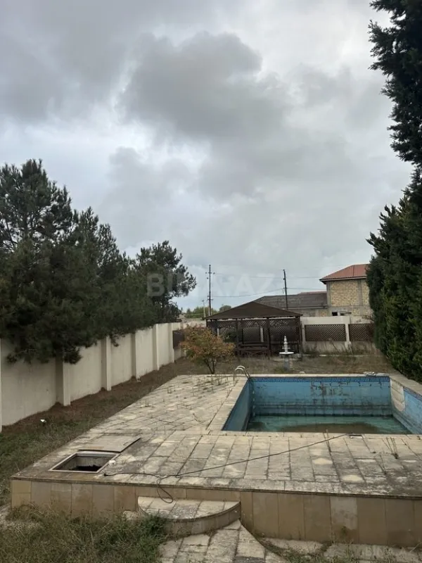 Satılır 5 otaqlı həyət evi 120 m²