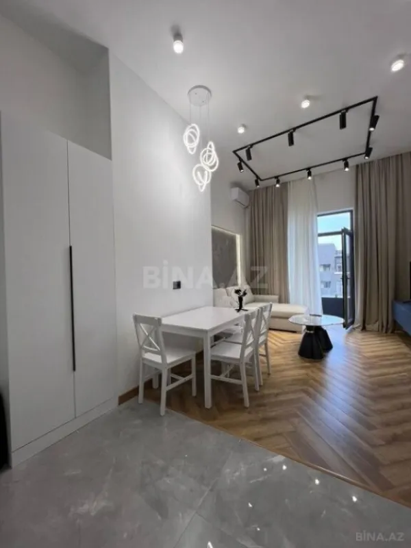 Kirayə verilir 2 otaqlı mənzil 60 m²