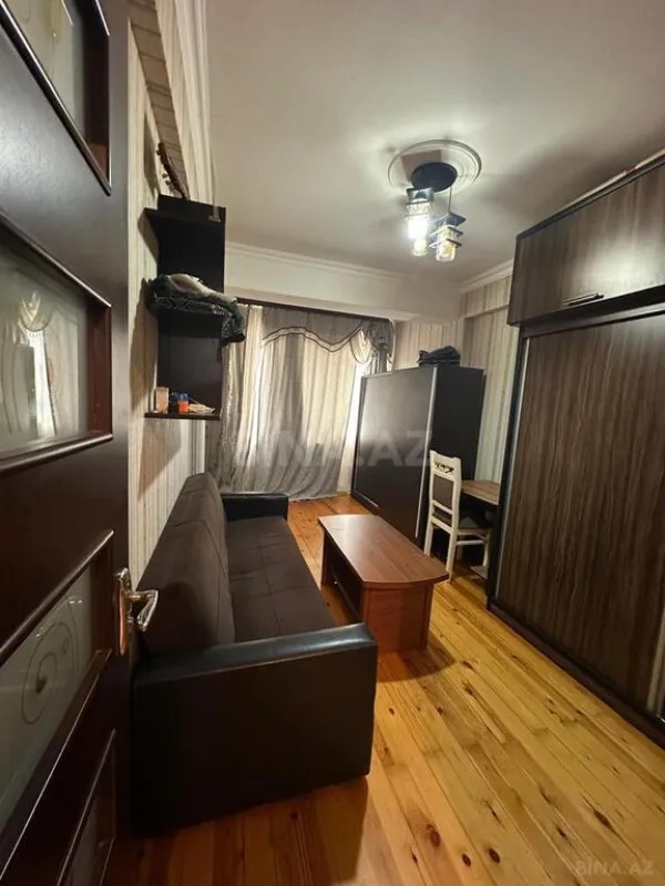 Satılır 3 otaqlı mənzil 106 m²