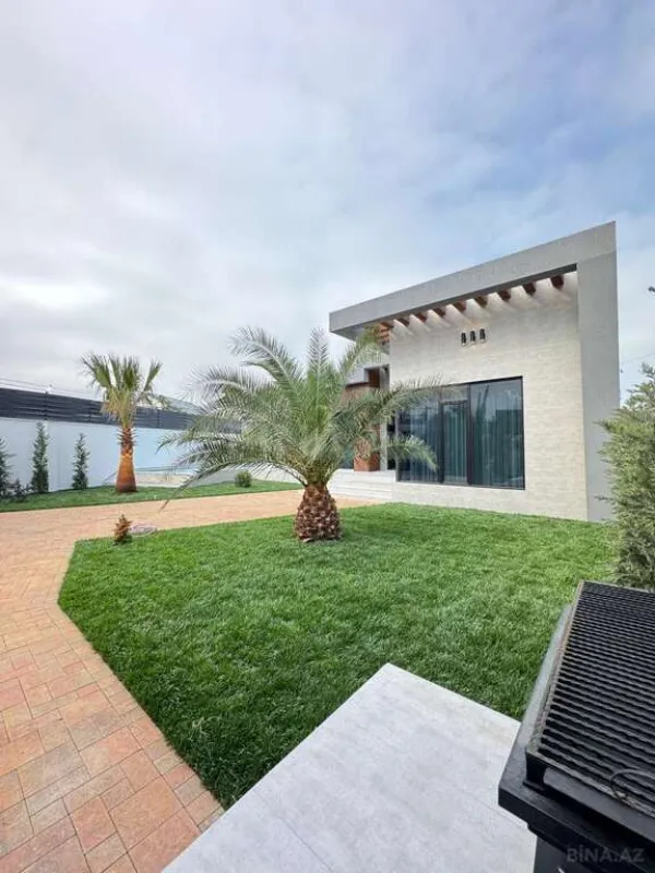 Satılır 5 otaqlı həyət evi 350 m²