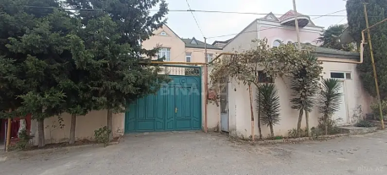 Satılır 7 otaqlı həyət evi 200 m² — Bakı, Qaraçuxur 7 otaq 200.00 m²
