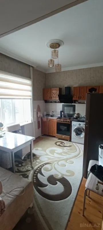 Satılır 7 otaqlı həyət evi 200 m²