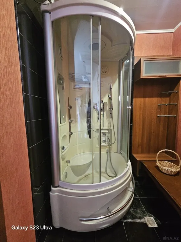 Satılır 3 otaqlı mənzil 120 m²