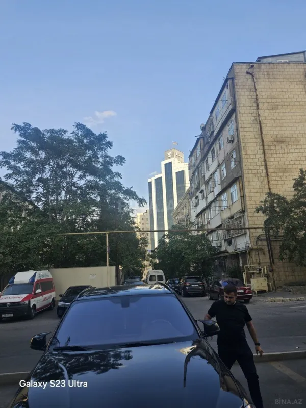 Satılır 3 otaqlı mənzil 120 m²