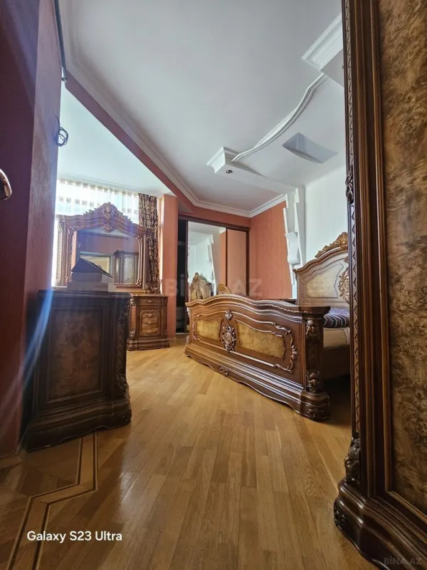 Satılır 3 otaqlı mənzil 120 m²