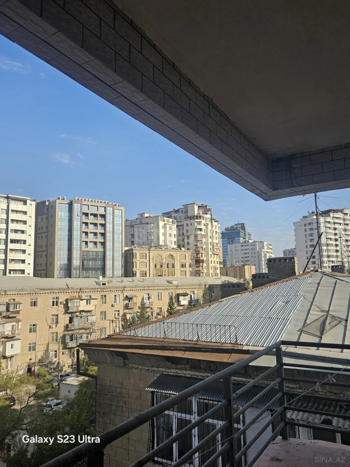 Satılır 3 otaqlı mənzil 120 m²