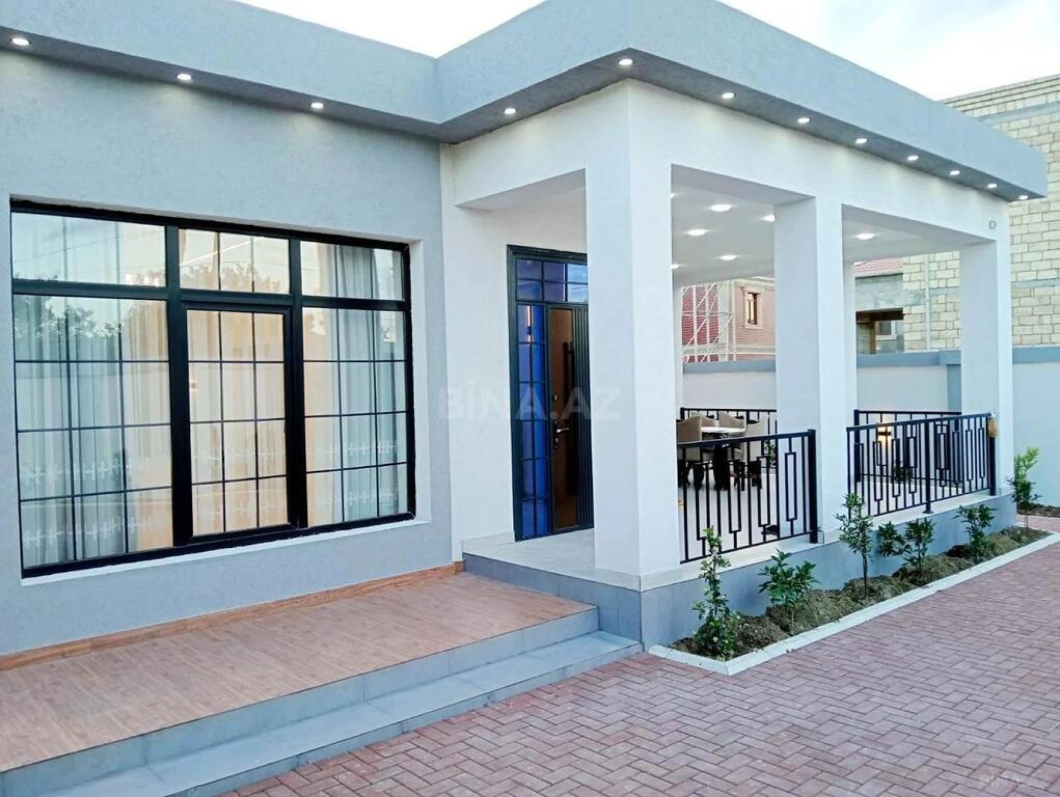 Satılır 4 otaqlı həyət evi 203 m²