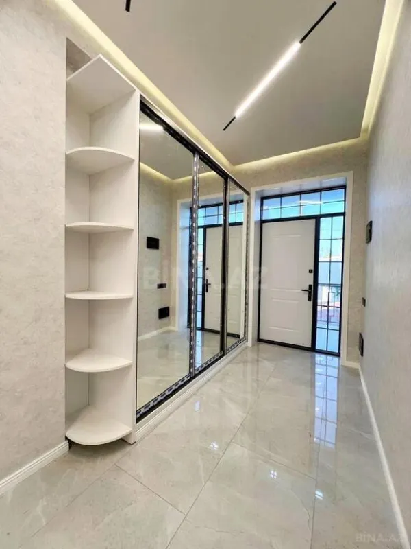 Satılır 4 otaqlı həyət evi 203 m²