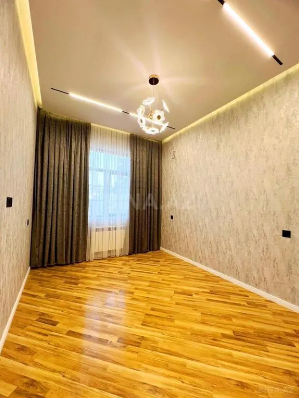 Satılır 4 otaqlı həyət evi 203 m²