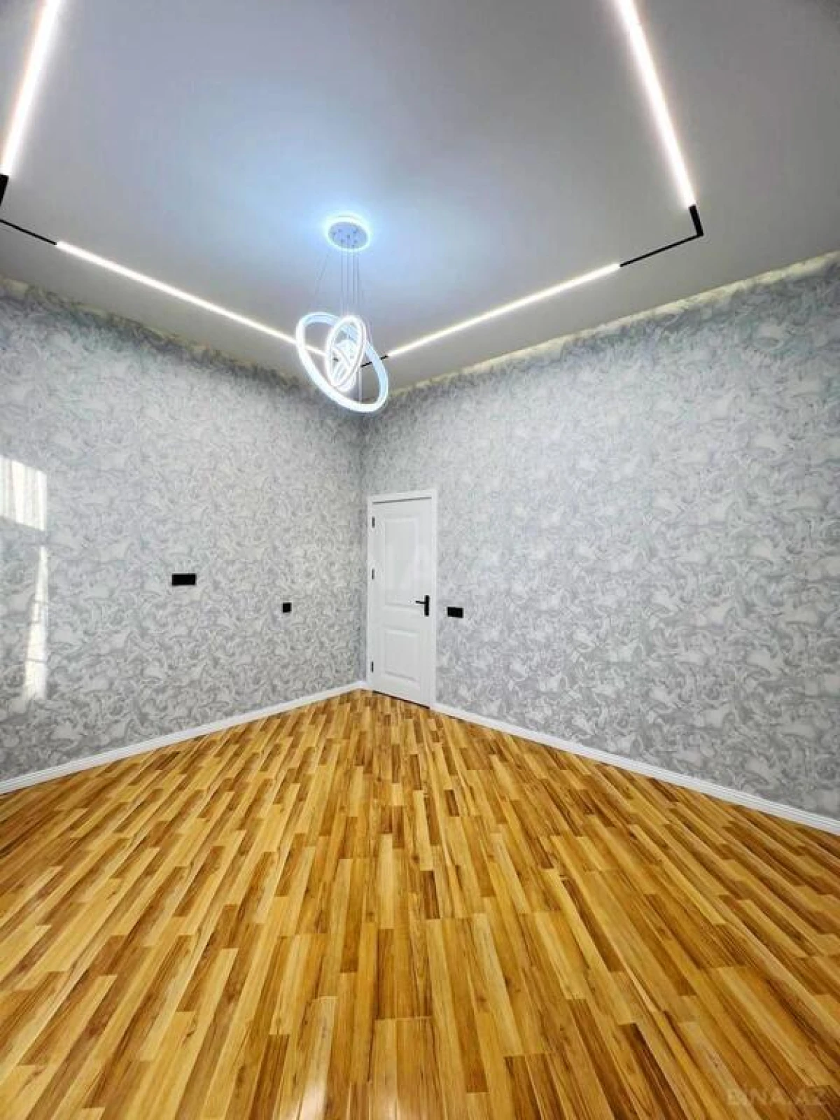 Satılır 4 otaqlı həyət evi 203 m²
