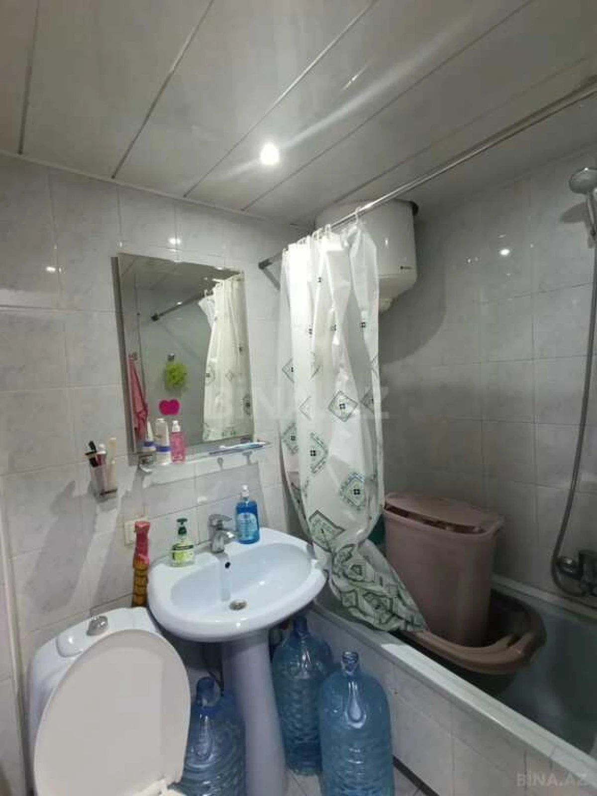 Satılır 2 otaqlı mənzil 45 m²