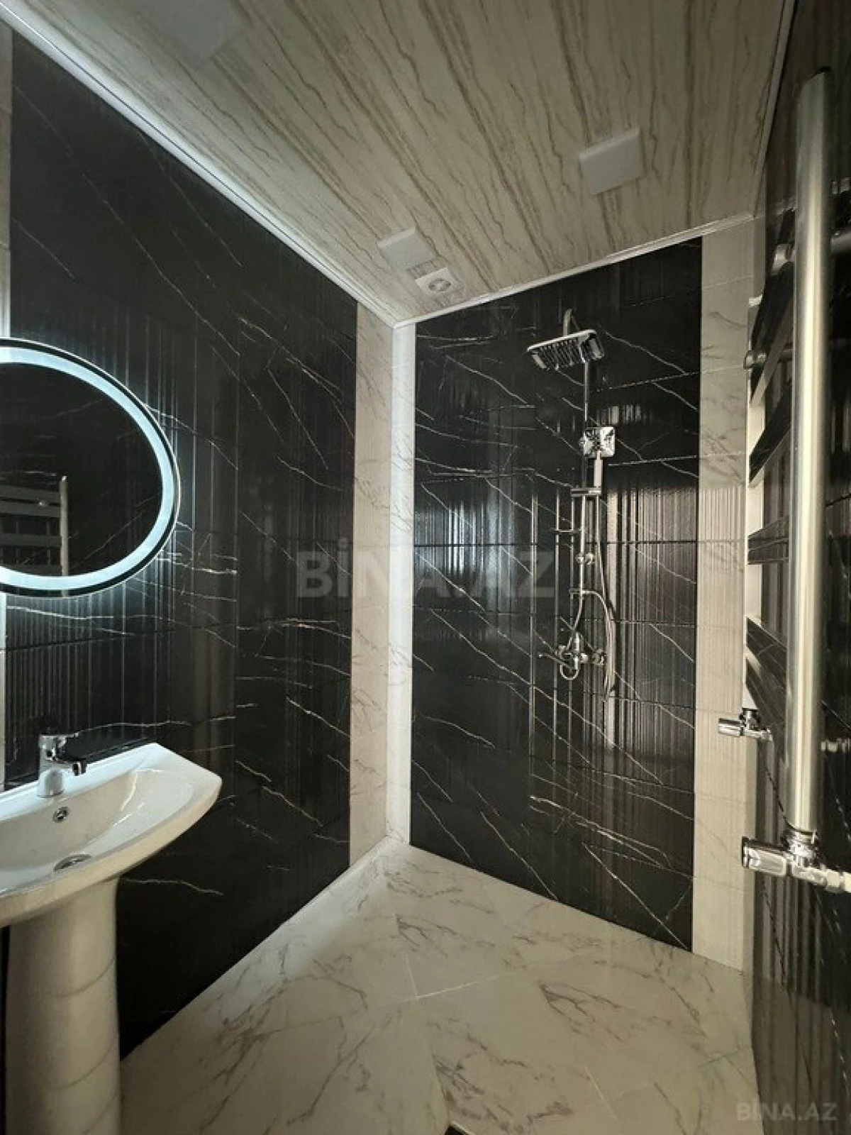 Satılır 2 otaqlı mənzil 58 m²