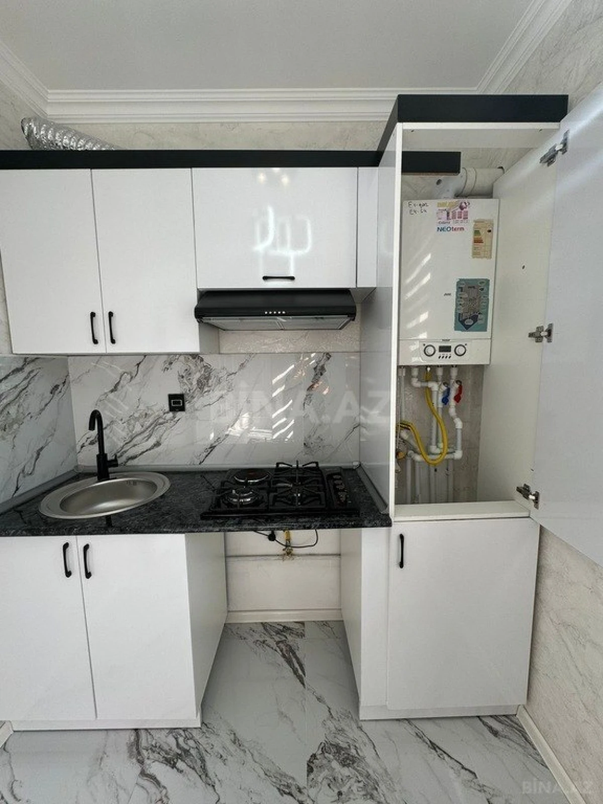 Satılır 2 otaqlı mənzil 58 m²