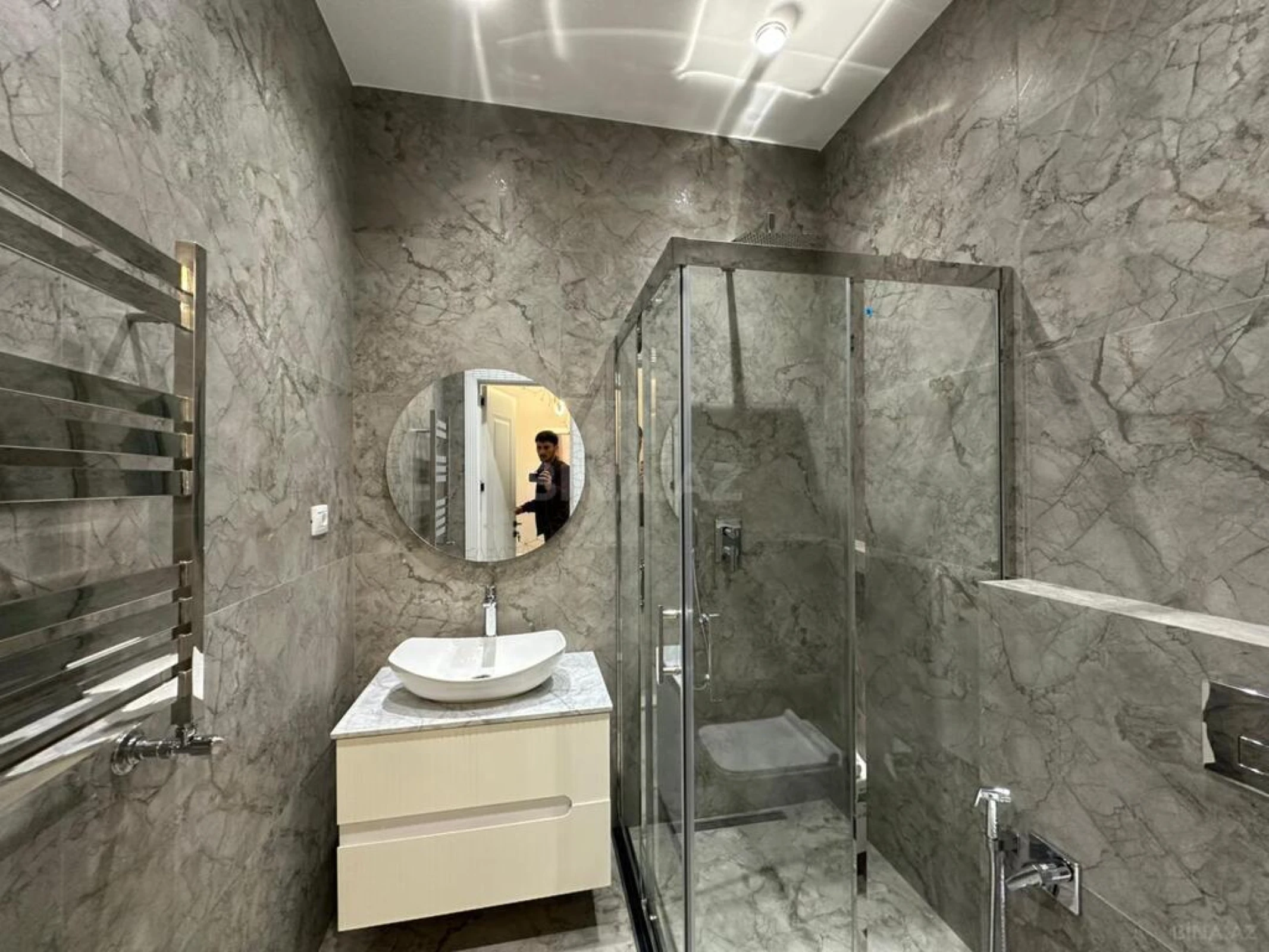 Satılır 4 otaqlı həyət evi 160 m²