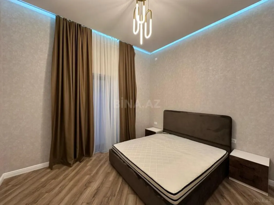 Satılır 4 otaqlı həyət evi 160 m²