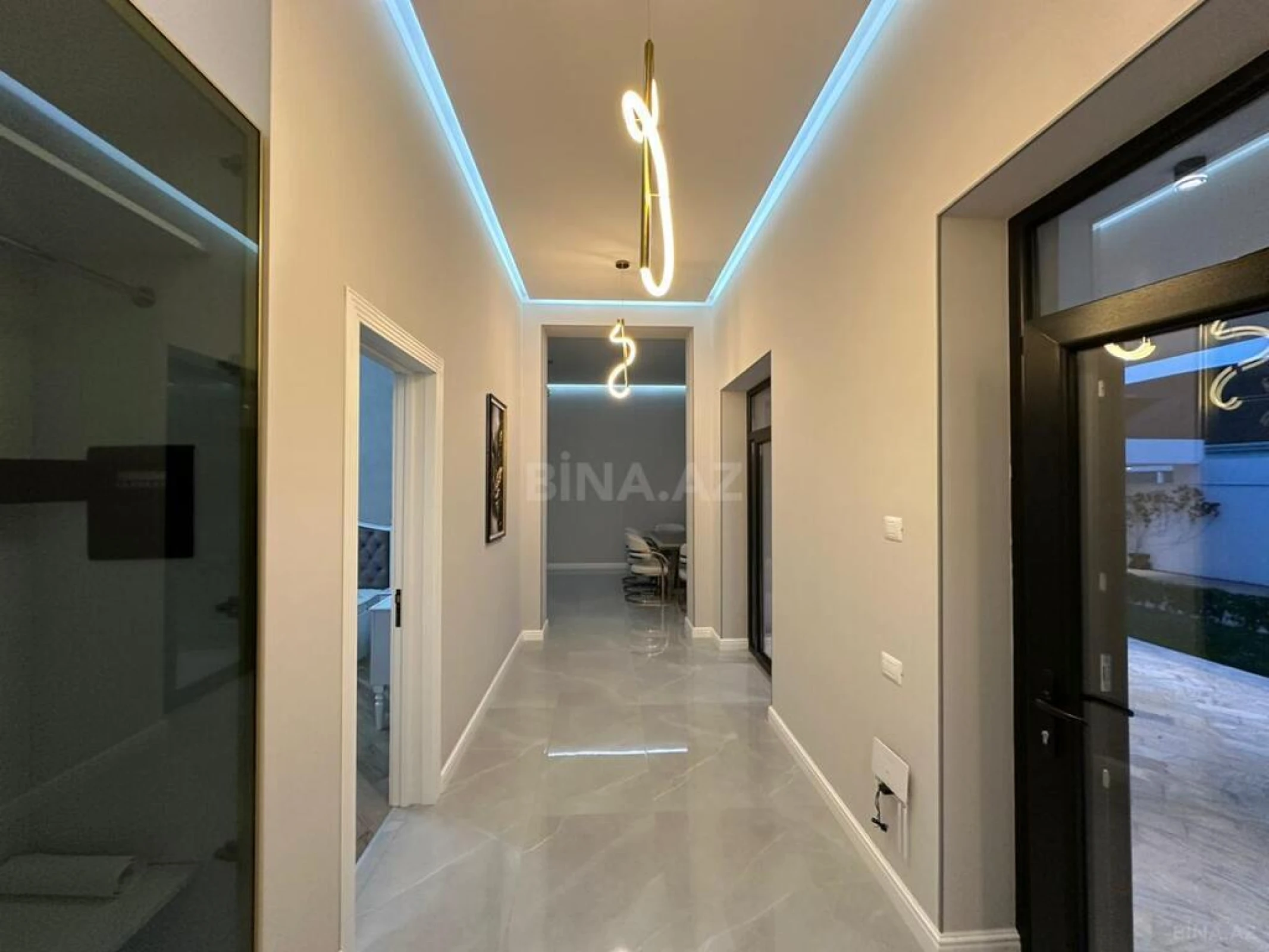 Satılır 4 otaqlı həyət evi 160 m²