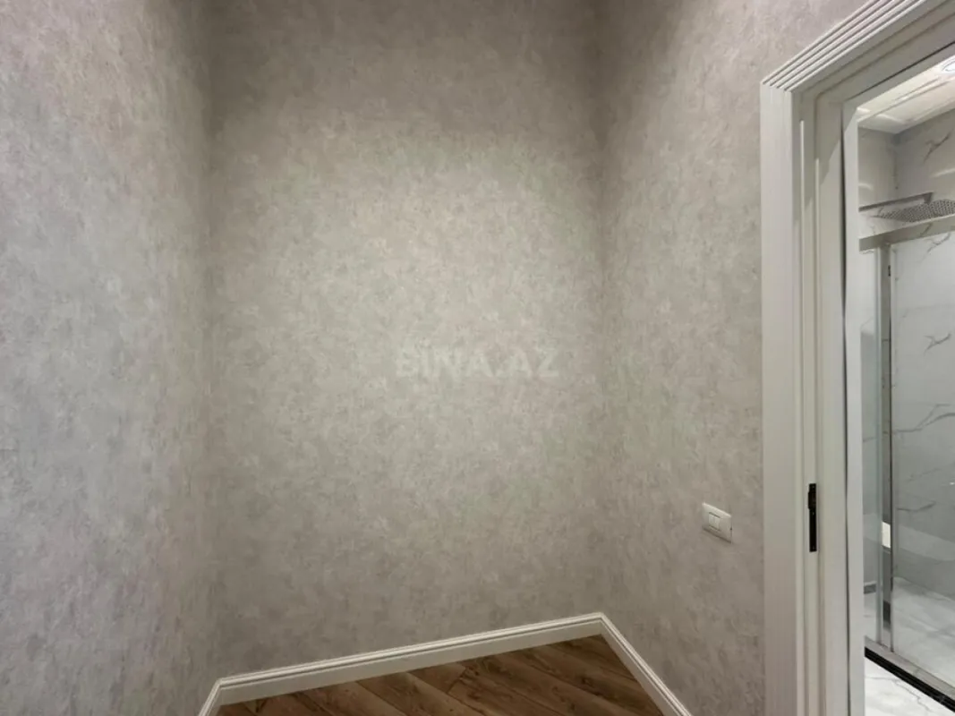 Satılır 4 otaqlı həyət evi 160 m²
