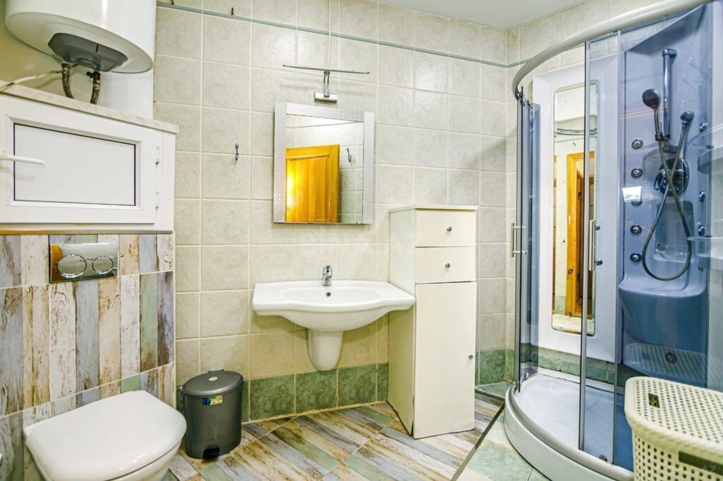 Kirayə verilir 2 otaqlı mənzil 64 m²