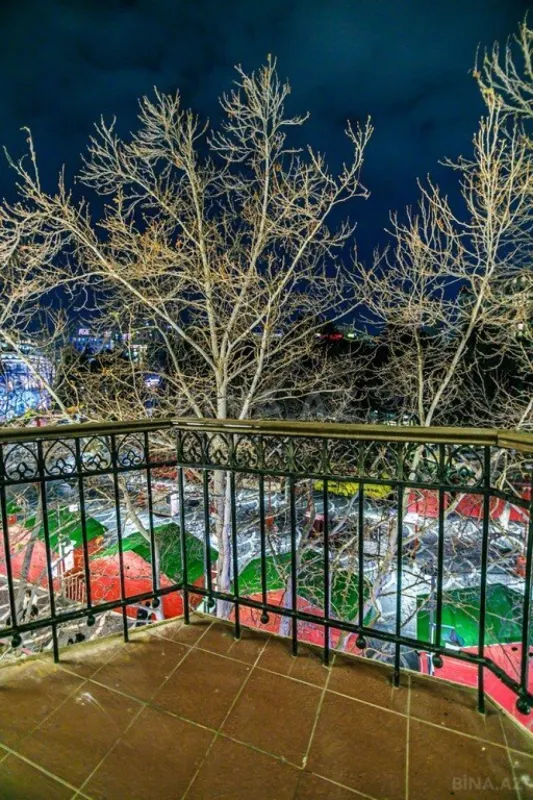 Kirayə verilir 2 otaqlı mənzil 64 m²