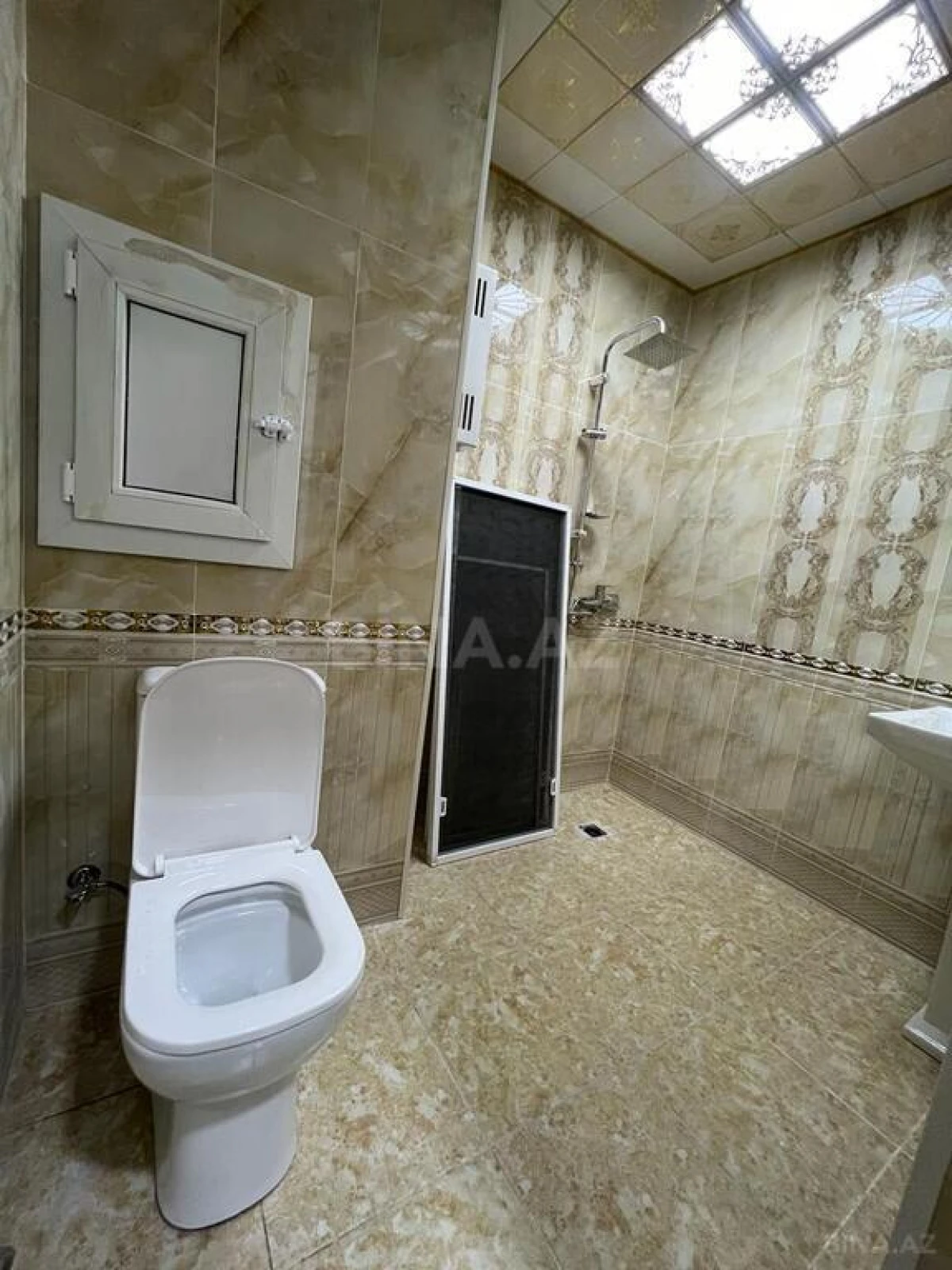 Satılır 3 otaqlı mənzil 68 m²