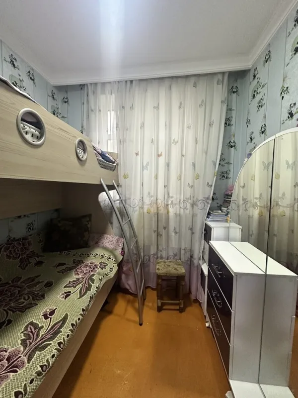 Satılır 2 otaqlı mənzil 58 m²