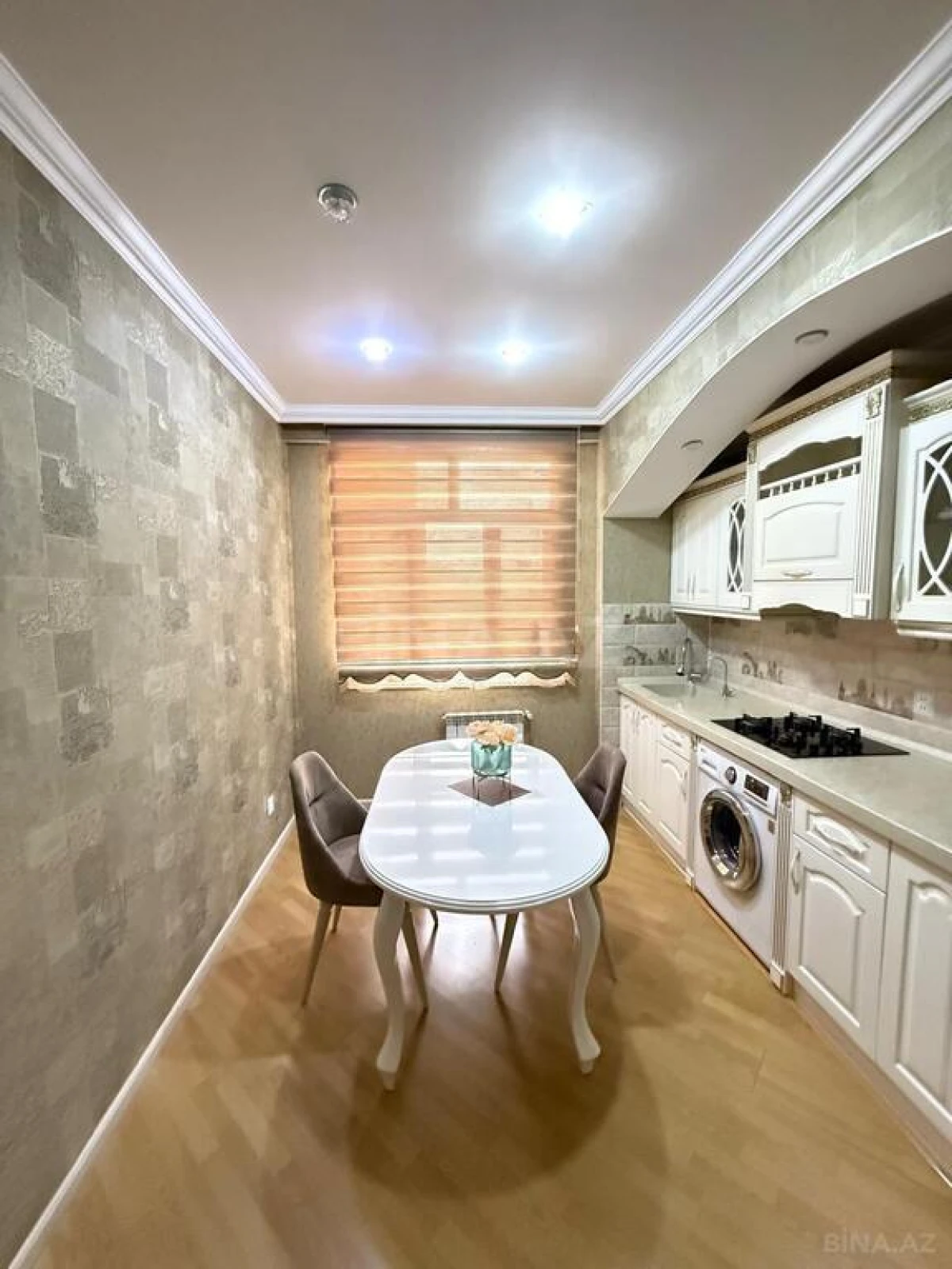 Satılır 3 otaqlı mənzil 110 m²