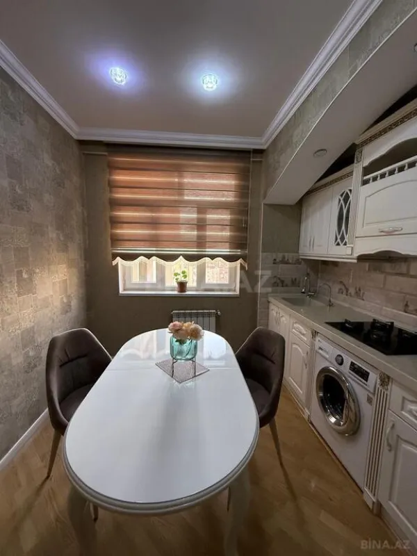 Satılır 3 otaqlı mənzil 110 m²