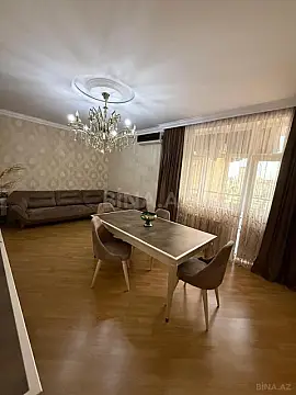 Satılır 3 otaqlı mənzil 110 m²