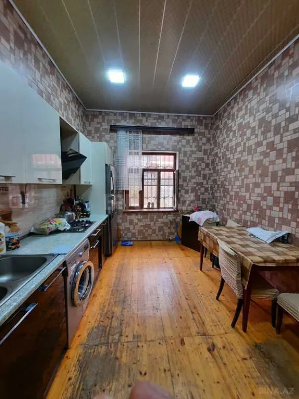 Satılır 4 otaqlı həyət evi 115 m²