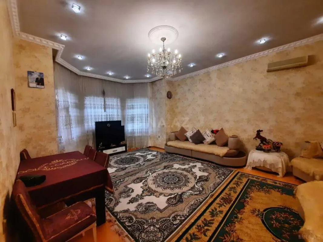 Satılır 4 otaqlı həyət evi 115 m²