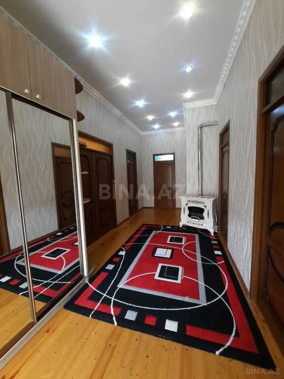 Satılır 4 otaqlı həyət evi 115 m²