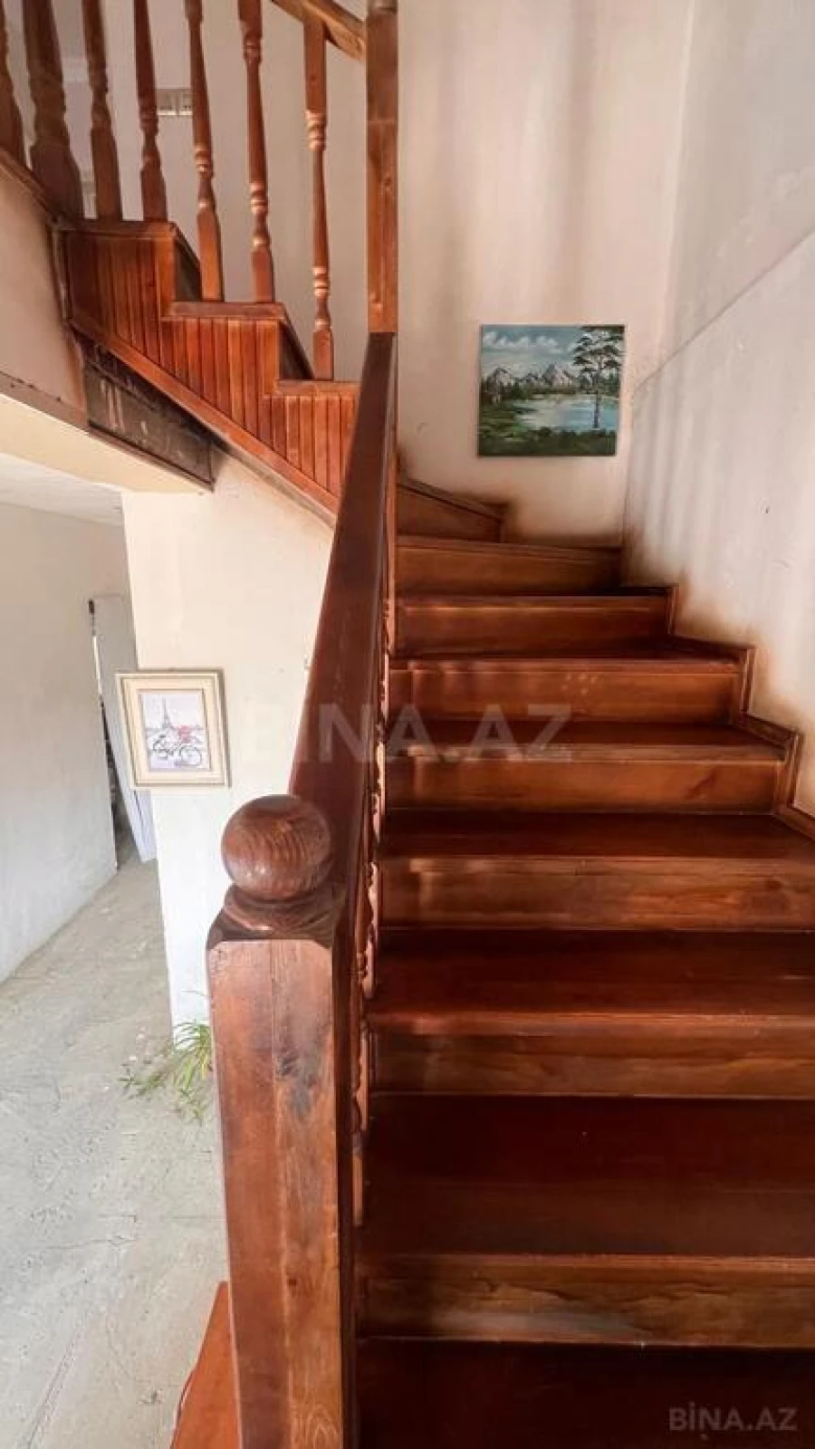 Satılır 6 otaqlı həyət evi 220 m²