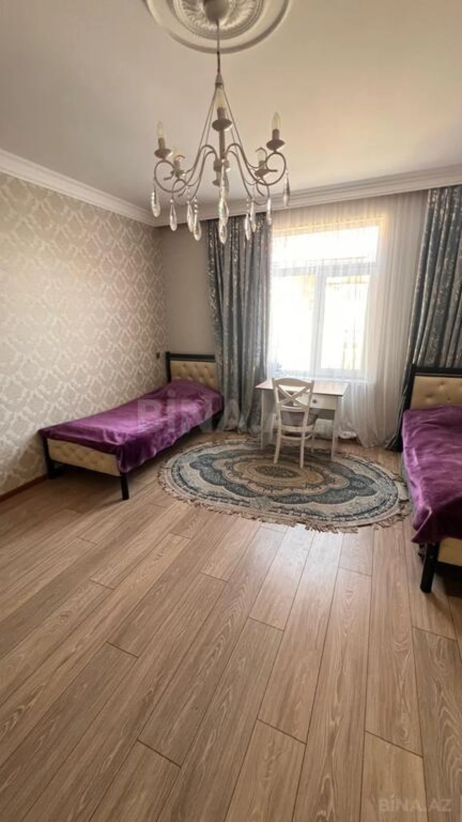 Satılır 6 otaqlı həyət evi 220 m²